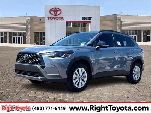 2025 Toyota Corolla Cross LE