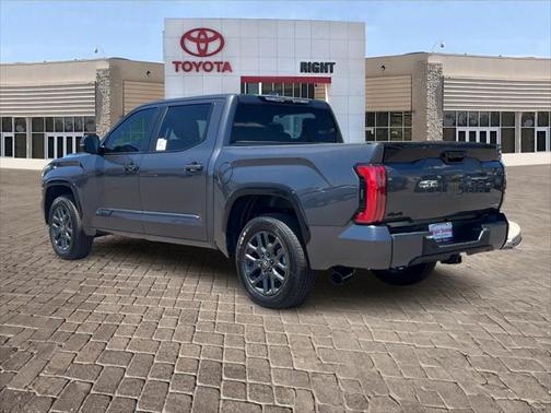 2025 Toyota Tundra Hybrid Platinum