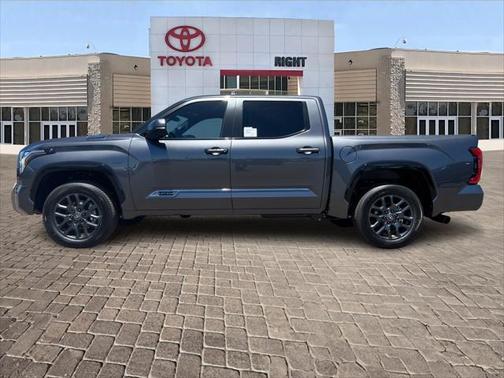 2025 Toyota Tundra Hybrid Platinum