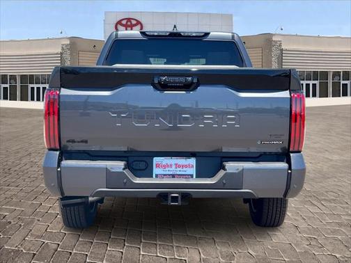 2025 Toyota Tundra Hybrid Platinum