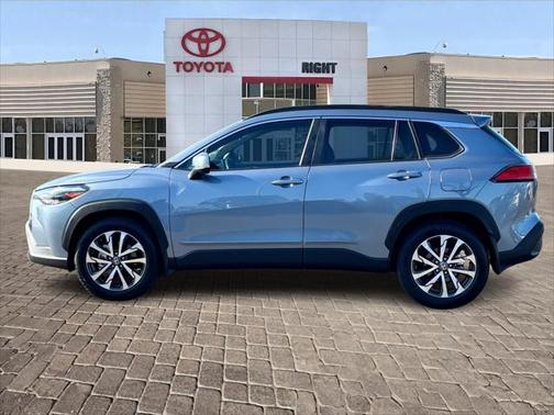 2024 Toyota Corolla Cross XLE