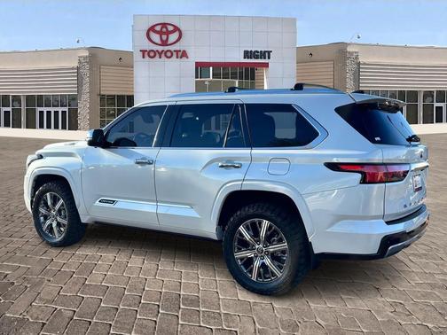 2023 Toyota Sequoia Capstone