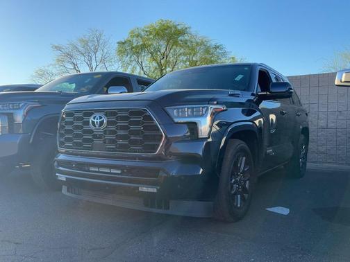 2023 Toyota Sequoia Platinum