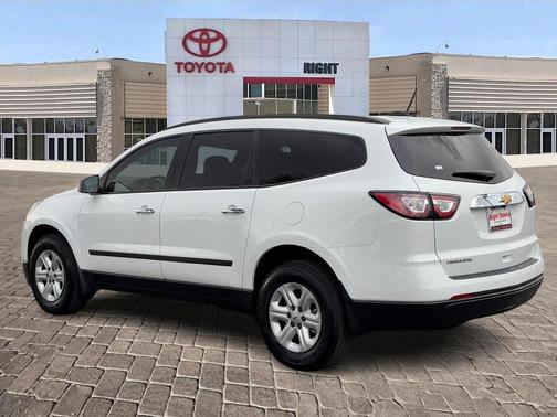 2017 Chevrolet Traverse LS