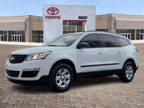 2017 Chevrolet Traverse LS