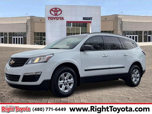2017 Chevrolet Traverse LS