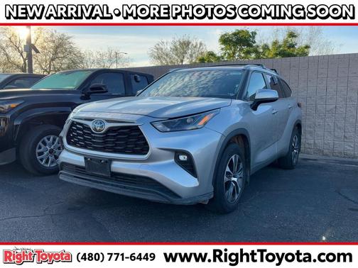 2023 Toyota Highlander XLE