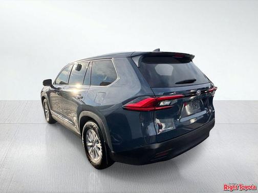Storm Cloud 2024 Toyota Grand Highlander Hybrid XLE