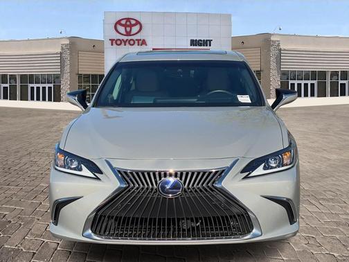 2021 Lexus ES 300h Base
