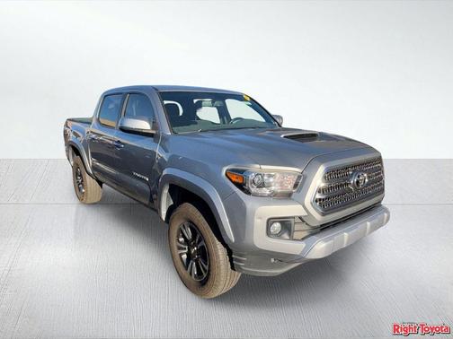 2017 Toyota Tacoma TRD Sport