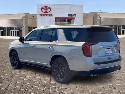 2023 GMC Yukon Denali