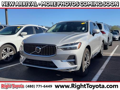 2022 Volvo XC60 B5 Inscription