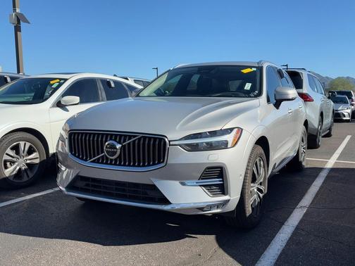 2022 Volvo XC60 B5 Inscription