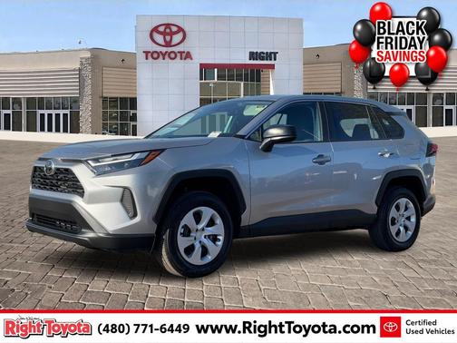 2025 Toyota RAV4 LE