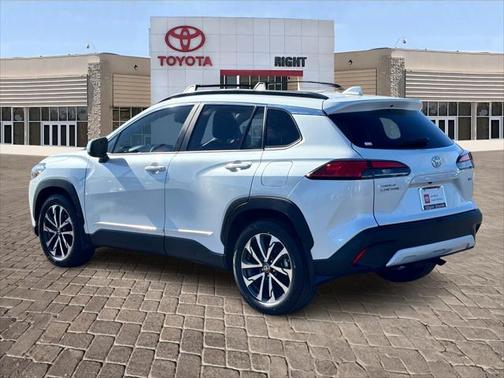 2024 Toyota Corolla Cross XLE