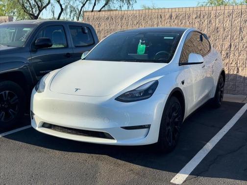 2023 Tesla Model Y Long Range Dual Motor All-Wheel Drive