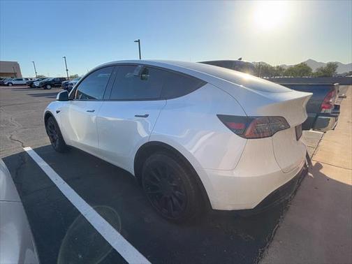 2023 Tesla Model Y Long Range Dual Motor All-Wheel Drive