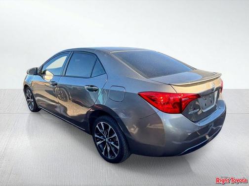 Falcon Gray Metallic 2017 Toyota Corolla SE