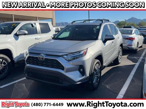 2023 Toyota RAV4 XLE Premium