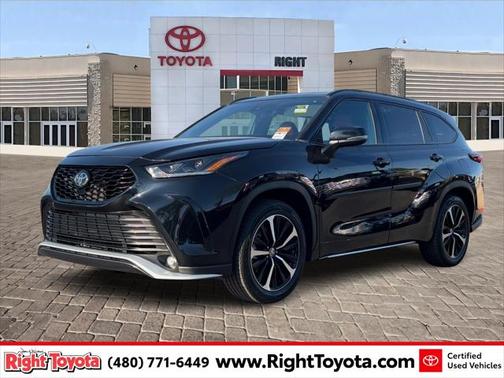 2022 Toyota Highlander XSE