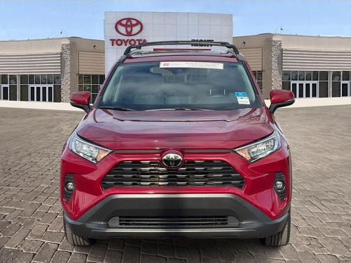 2020 Toyota RAV4 XLE