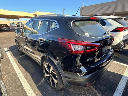 2021 Nissan Rogue Sport SL