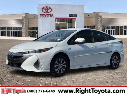 2022 Toyota Prius Prime LE