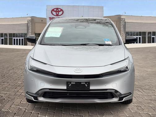 2024 Toyota Prius XLE