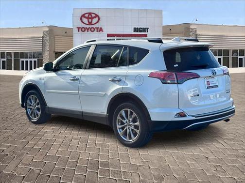 2018 Toyota RAV4 Hybrid SE