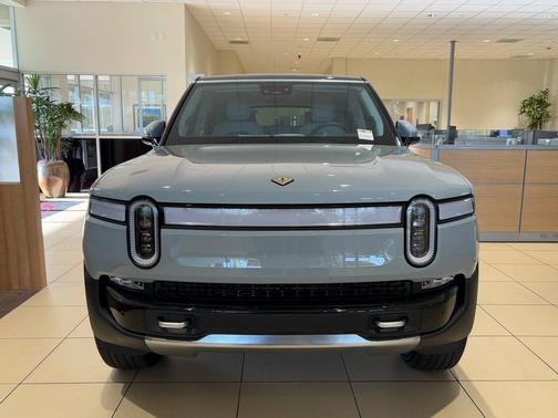 2023 Rivian R1S Launch Edition