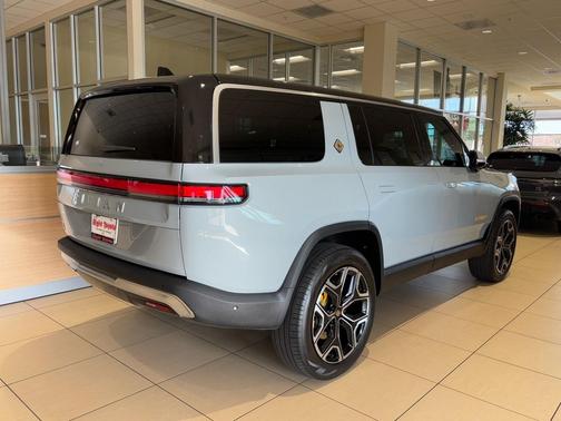 2023 Rivian R1S Launch Edition
