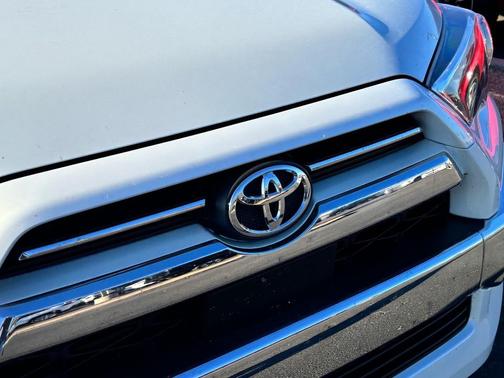 2024 Toyota 4Runner Limited