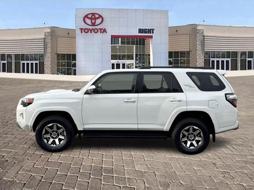 2024 Toyota 4Runner TRD Off Road