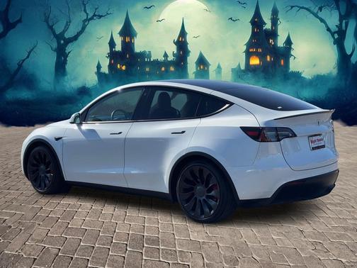 2022 Tesla Model Y Performance Dual Motor All-Wheel Drive
