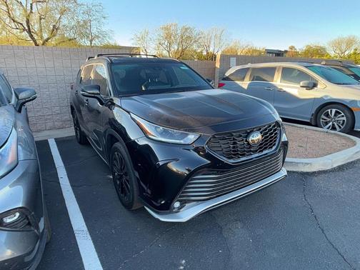 2023 Toyota Highlander XSE