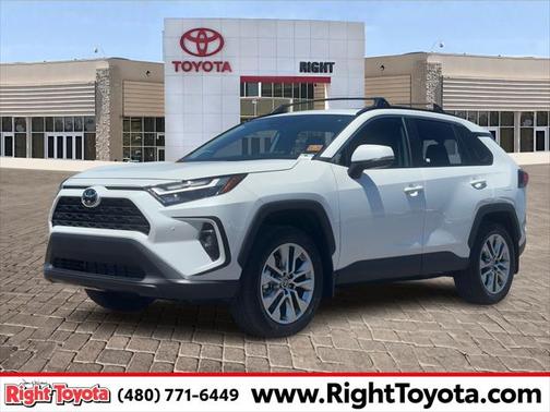 2025 Toyota RAV4 XLE Premium