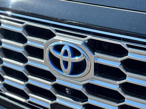 2023 Toyota Sequoia Base