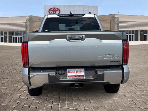 2025 Toyota Tundra Hybrid 1794 Edition