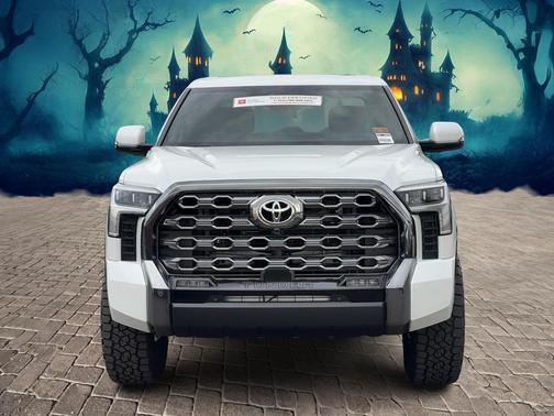 2025 Toyota Tundra Hybrid Platinum