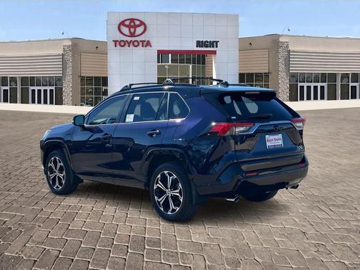 2025 Toyota RAV4 Hybrid SE