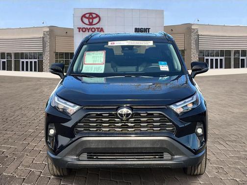 2025 Toyota RAV4 XLE Premium