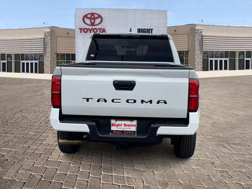 2025 Toyota Tacoma SR5