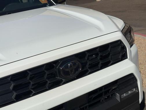 2025 Toyota 4Runner TRD Off Road