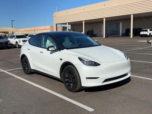 2021 Tesla Model Y Standard Range Rear-Wheel Drive