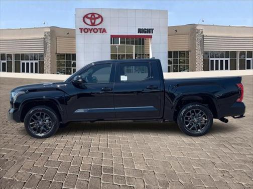 2025 Toyota Tundra Hybrid Platinum