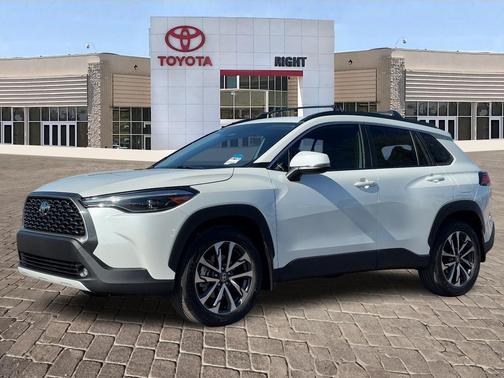 2024 Toyota Corolla Cross XLE