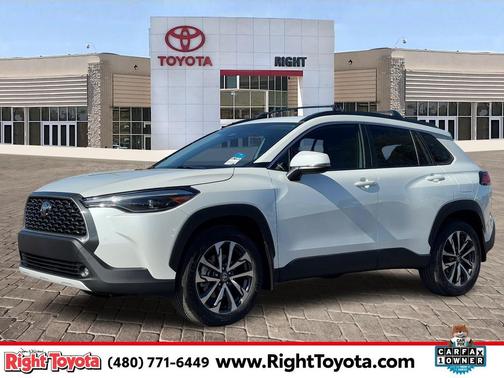 2024 Toyota Corolla Cross XLE