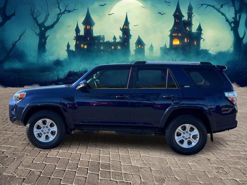 2023 Toyota 4Runner SR5