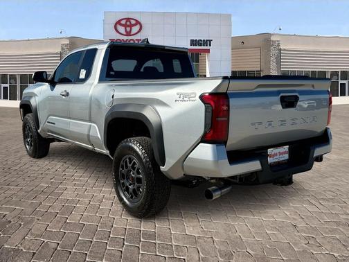 2025 Toyota Tacoma TRD PreRunner