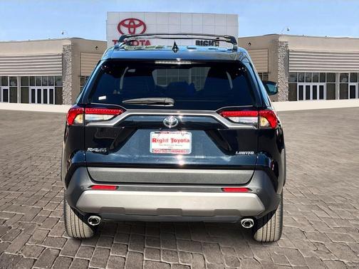 2023 Toyota RAV4 Limited
